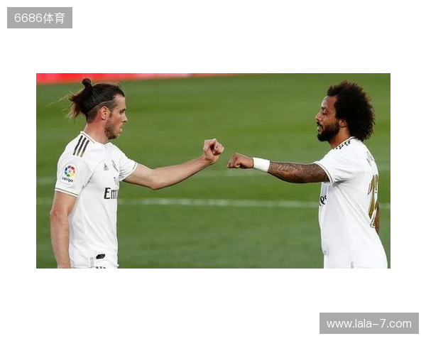 多家媒体:皇马中卫阿拉巴肌肉超负荷,缺席球队今日训练